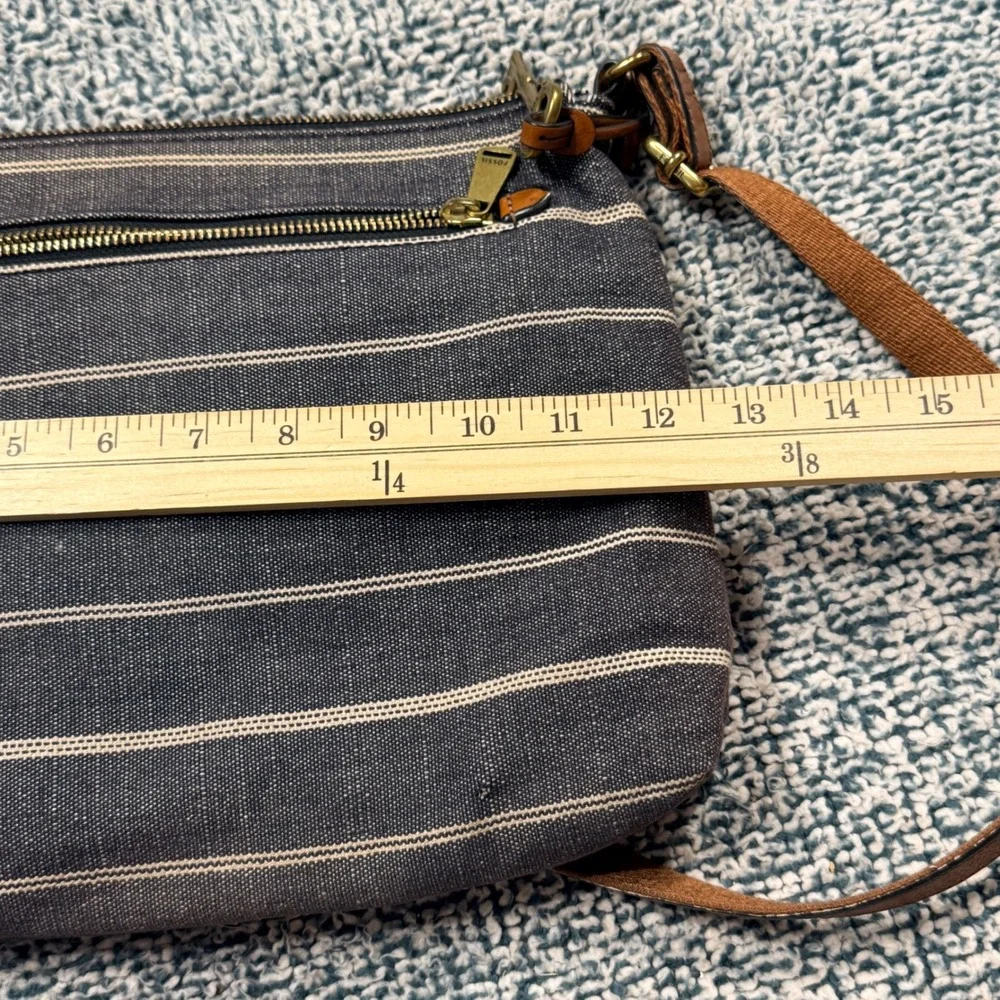 Fossil crossbody bag
